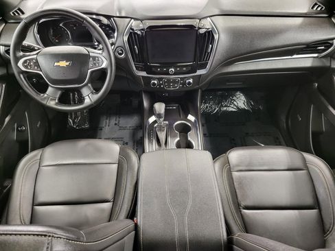 Used 2023 Chevrolet Traverse LT w/ LT Premium Package image 7