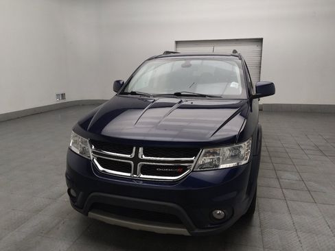 Used 2019 Dodge Journey SE w/ Connectivity Group FWD image 15