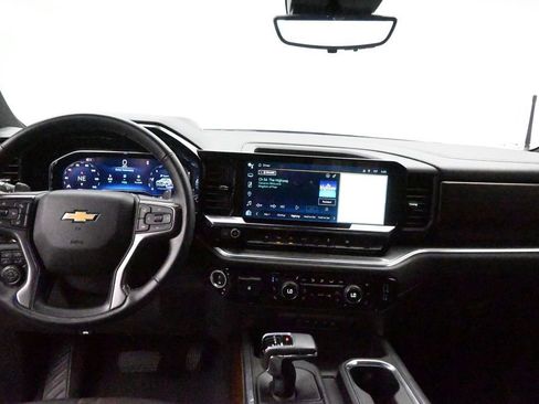 Used 2024 Chevrolet Silverado 1500 High Country w/ Technology Package RWD image 14