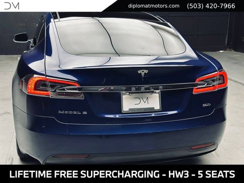 Used 2016 Tesla Model S 60D AWD/4WD image 16