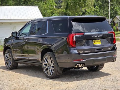 New 2026 GMC Yukon Denali Ultimate AWD/4WD image 3