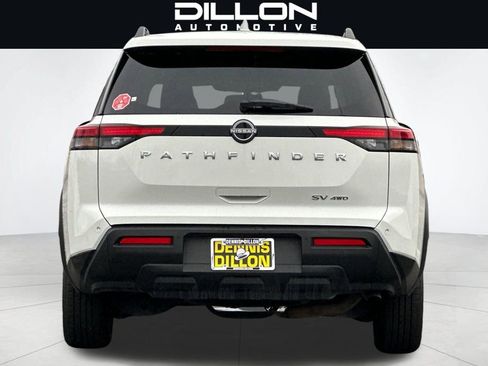 Used 2024 Nissan Pathfinder SV AWD/4WD image 5