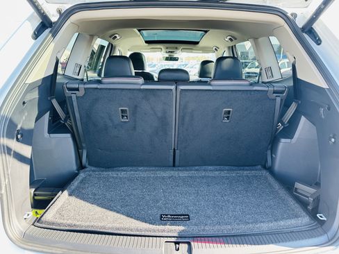 Used 2024 Volkswagen Atlas Peak Edition SEL image 28