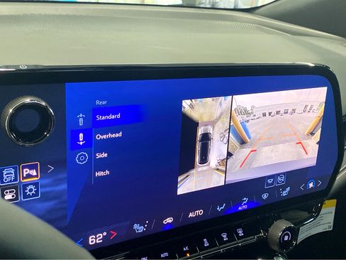 New 2025 Chevrolet Blazer EV LT image 9