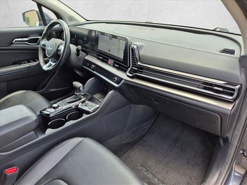 Used 2024 Kia Sportage EX FWD image 22