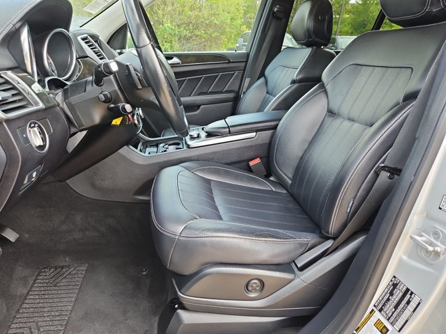 Used 2016 Mercedes-Benz GL 450 4MATIC image 17