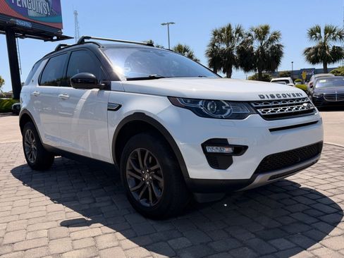 Used 2017 Land Rover Discovery Sport HSE image 6