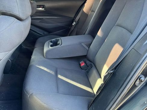 Used 2021 Toyota Corolla LE image 16