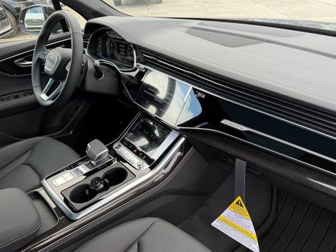 New 2026 Audi Q7 3.0T Premium Plus AWD/4WD image 11