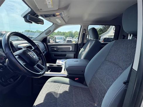 Used 2018 RAM 1500 Big Horn AWD/4WD image 38