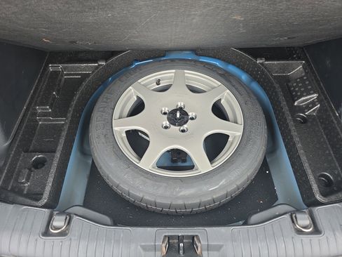 Used 2020 Ford Escape SE image 20