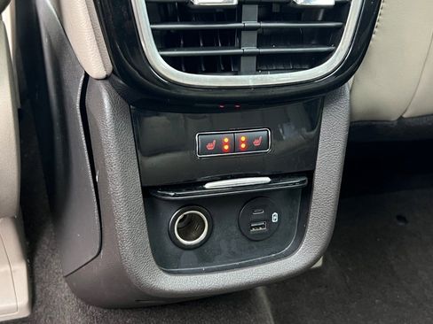 Used 2022 Lincoln Nautilus Reserve image 21