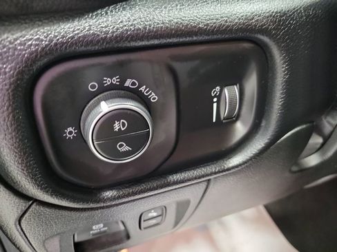 Used 2020 RAM 1500 Big Horn image 43