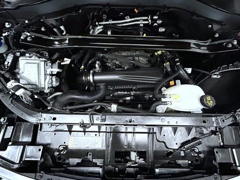 Used 2025 Ford Explorer Platinum w/ LUX Leather Package image 25