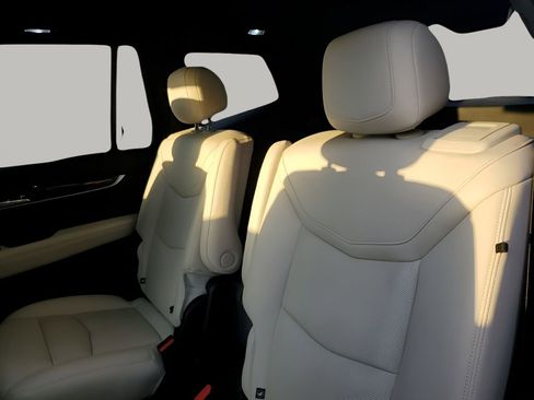 Certified 2022 Cadillac XT6 Sport image 19