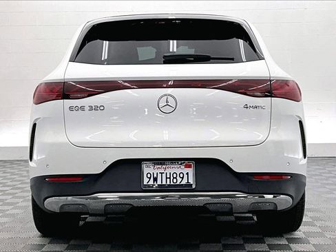 Used 2026 Mercedes-Benz EQE 320 4MATIC SUV image 3