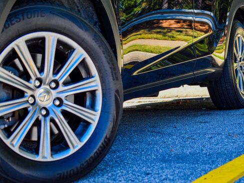 Used 2016 Lexus NX 200t FWD image 5