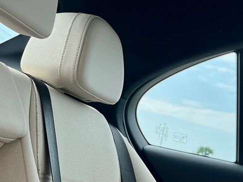 Certified 2026 Mercedes-Benz C 300 4MATIC Sedan image 22