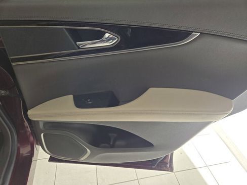 Used 2022 Lincoln Nautilus Reserve image 8