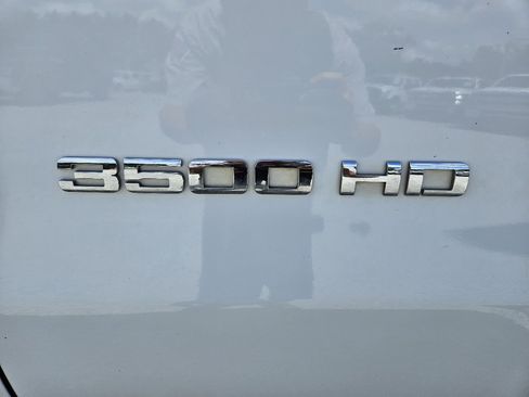 Used 2015 Chevrolet Silverado 3500 W/T image 55