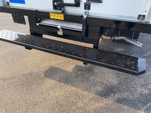 New 2025 Chevrolet Express 3500 w/ Power Convenience Package image 13