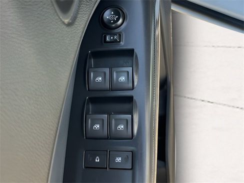 Used 2021 Chevrolet Colorado Z71 image 13