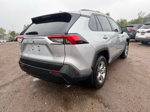 Used 2023 Toyota RAV4 XLE w/ Convenience Package FWD image 5