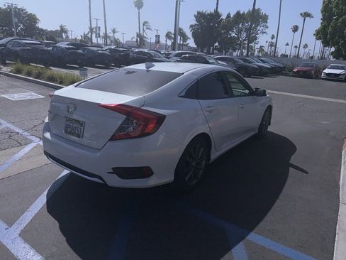 Used 2020 Honda Civic EX image 9