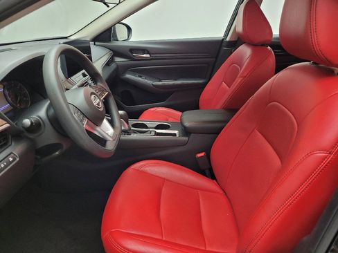 Used 2025 Nissan Altima 2.5 SV w/ SV Special Edition Package FWD image 17