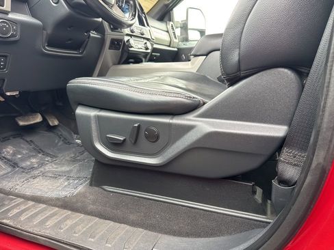 Used 2022 Ford F350 Lariat w/ Lariat Ultimate Package image 10