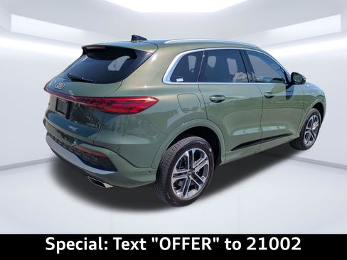 Certified 2025 Audi Q5 Premium Plus w/ Premium Plus image 2