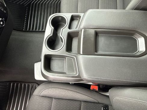 Used 2022 Chevrolet Silverado 1500 LT image 34