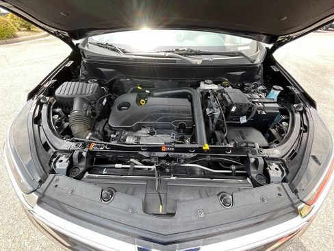 Used 2024 Chevrolet Equinox LT FWD image 32