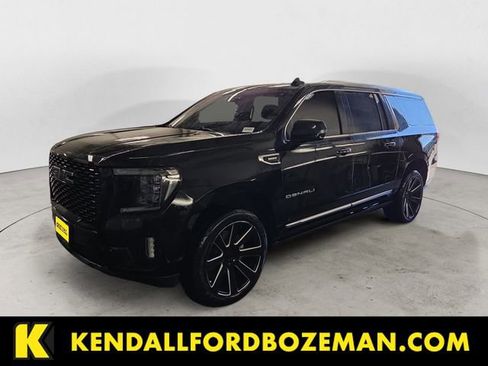 Used 2022 GMC Yukon XL Denali AWD/4WD image 1