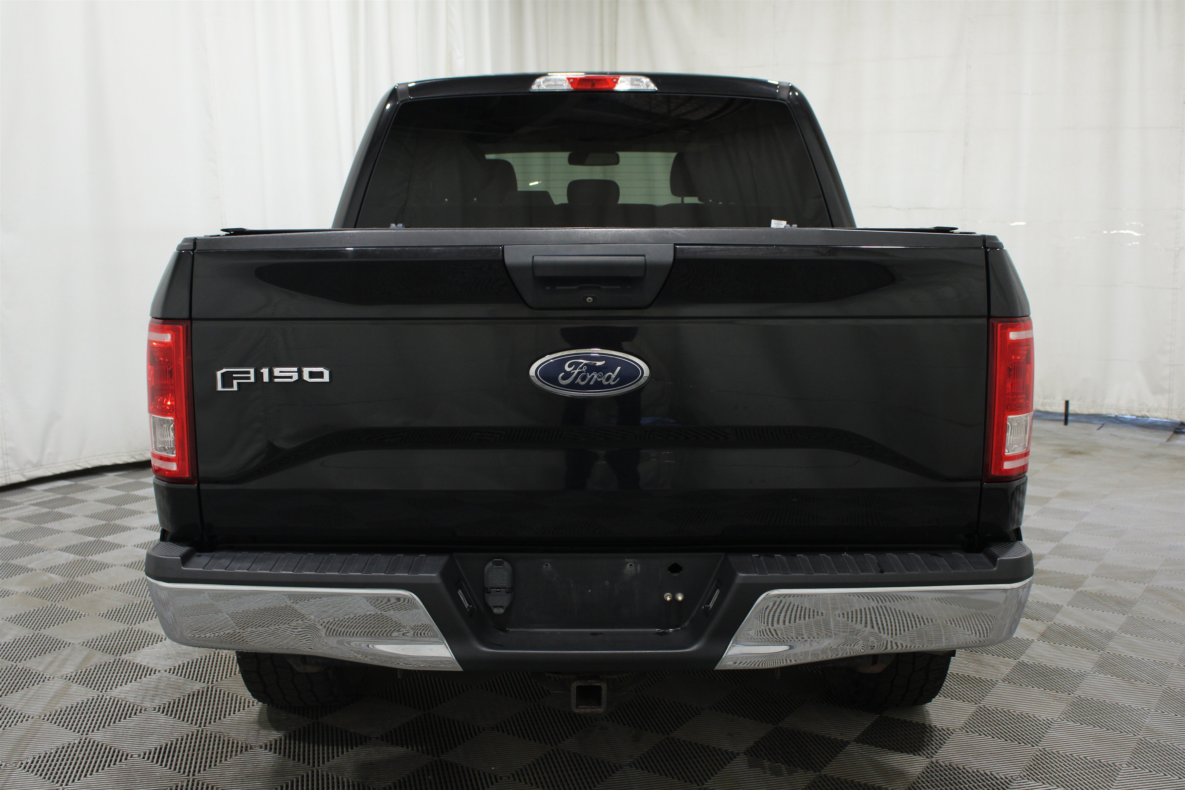 Used 2015 Ford F150 XLT w/ Equipment Group 301A Mid AWD/4WD image 29