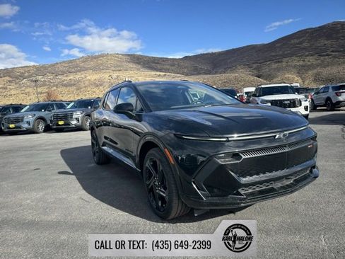 New 2026 Chevrolet Equinox EV RS image 2