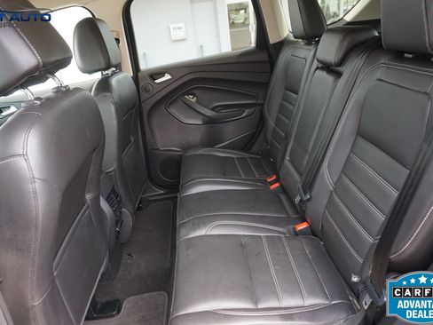 Used 2017 Ford Escape Titanium AWD/4WD image 21