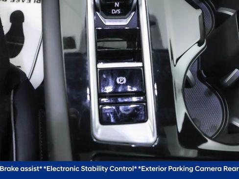 Used 2025 Volkswagen Atlas SEL Premium R-Line image 12