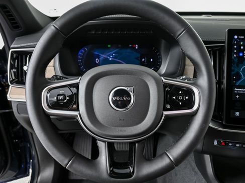 New 2026 Volvo XC90 B6 Plus w/ Protection Package Premier image 9