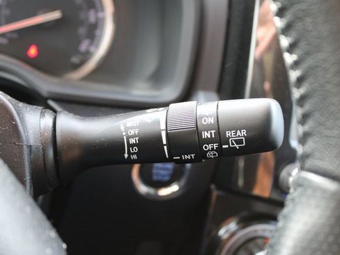 Used 2022 Toyota 4Runner TRD Off-Road Premium image 30