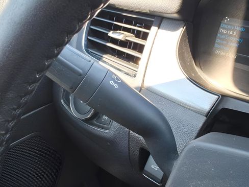 Used 2014 Ford Edge SEL w/ Equipment Group 205A AWD/4WD image 23