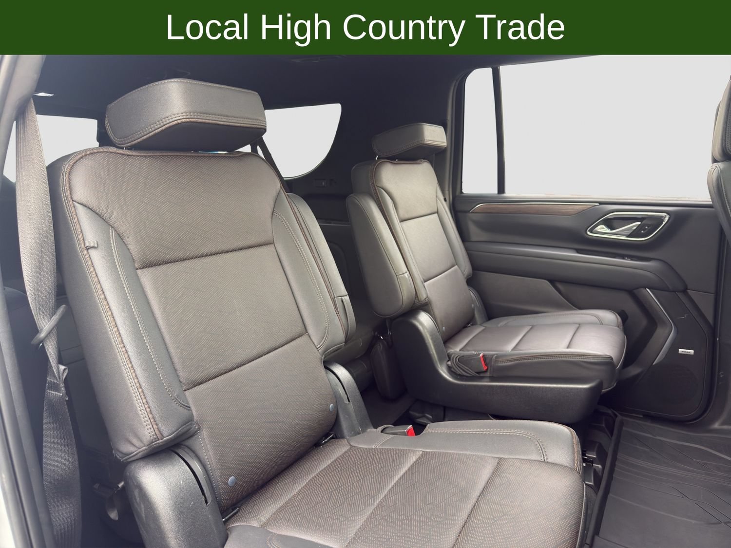 Used 2023 Chevrolet Suburban High Country AWD/4WD image 17