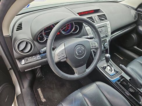 Used 2009 MAZDA MAZDA6 i Grand Touring w/ Moonroof & Bose Pkg image 5