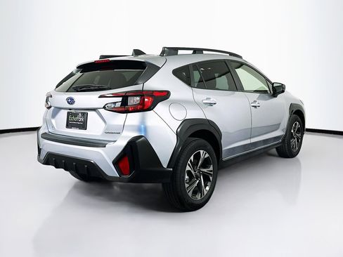 Used 2024 Subaru Crosstrek 2.0i Premium image 9