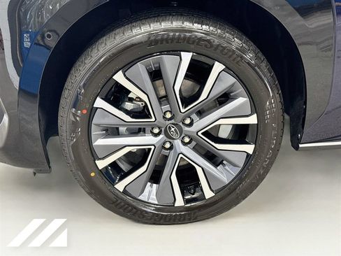 New 2026 Subaru Solterra AWD/4WD image 31