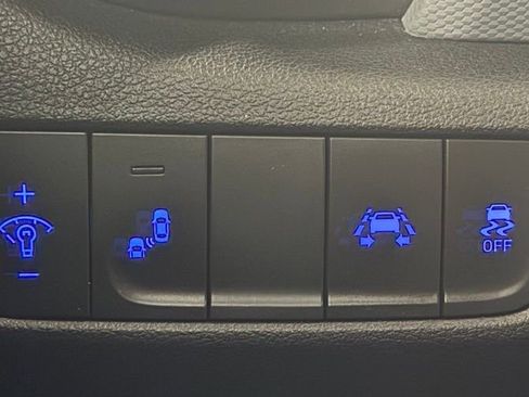 Used 2020 Hyundai Kona SEL image 15