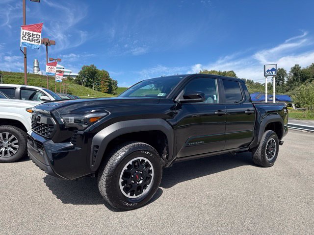 Used 2024 Toyota Tacoma TRD Off-Road AWD/4WD image 1