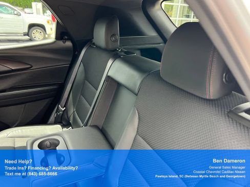 Used 2021 Chevrolet TrailBlazer RS w/ Convenience Package FWD image 16