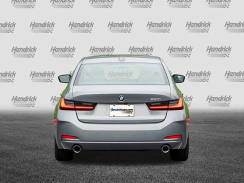 Used 2025 BMW 330i Sedan RWD image 7