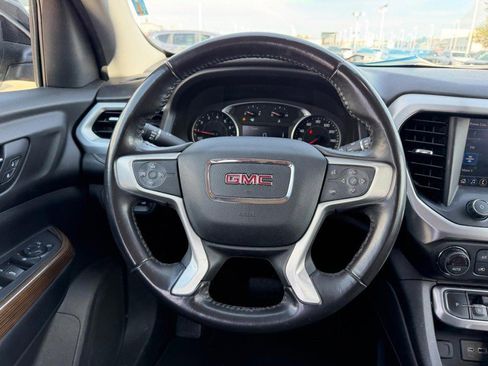Used 2020 GMC Acadia SLE image 12